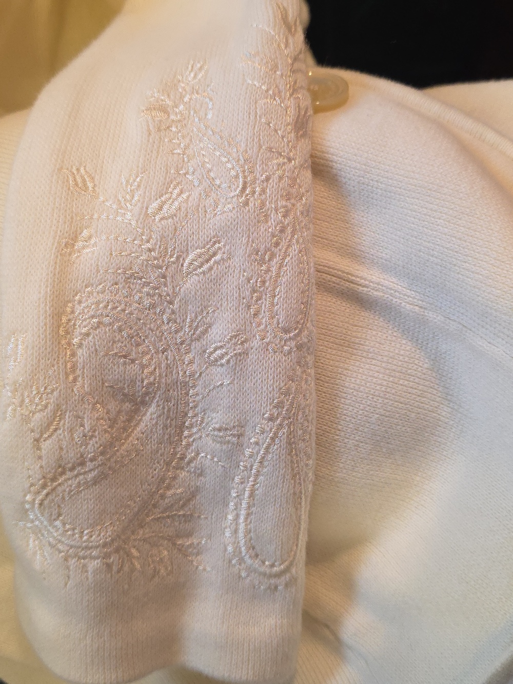 Lauren Ralph Lauren Cream Sweater - Picture 5 of 6